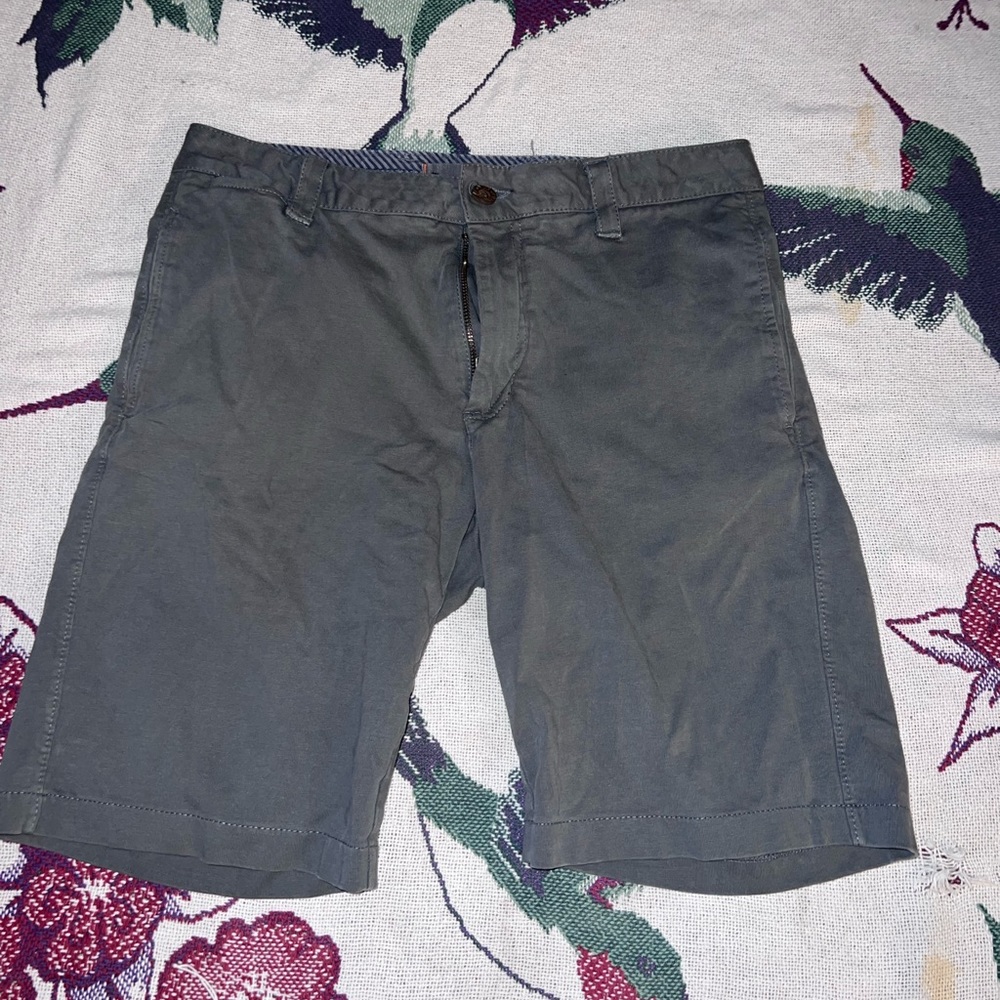 Taylor vintage 32 shorts